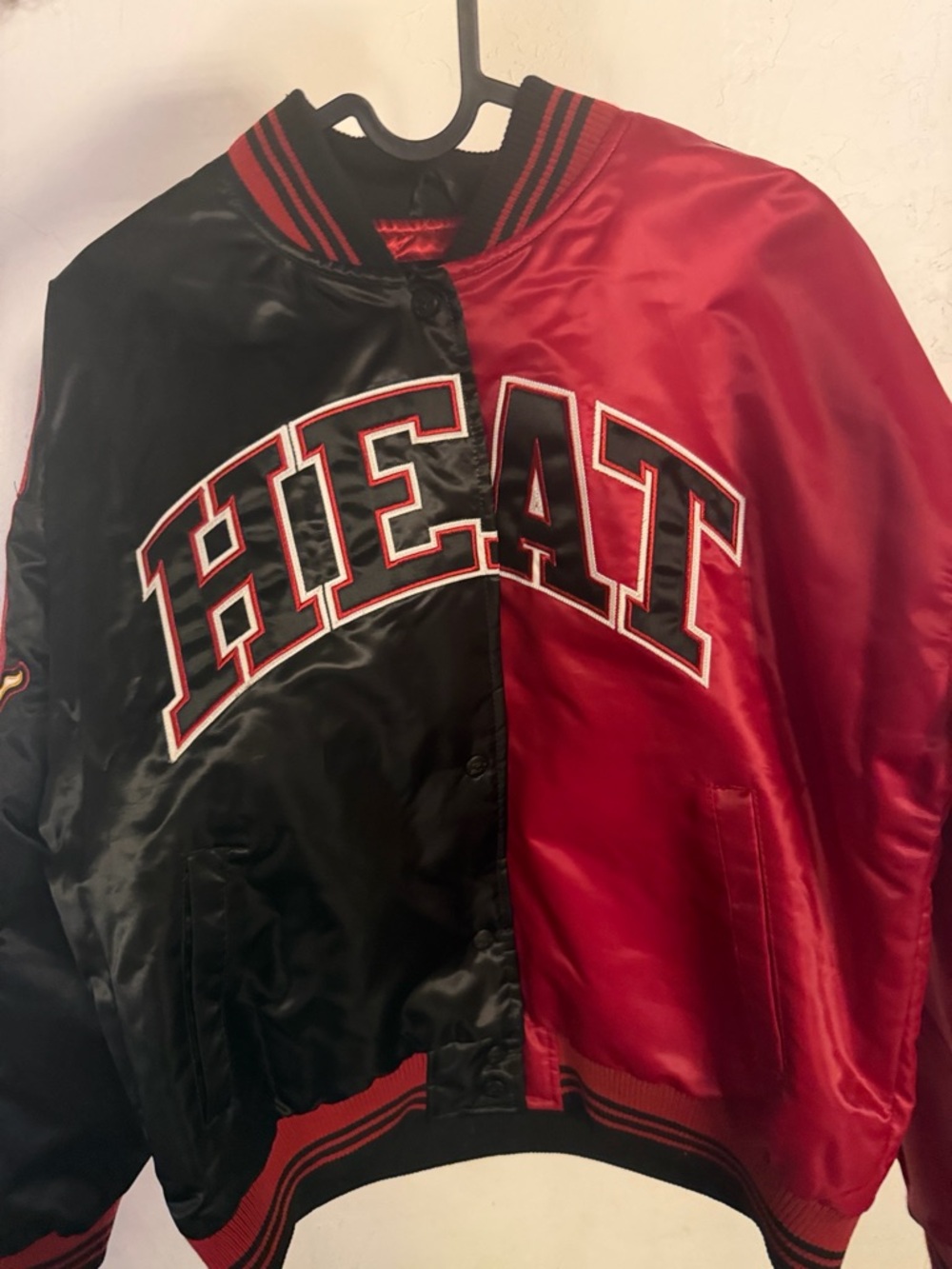 Miami Heat Starter Women's Zone Blitz Cropped Full-Snap Satin Jacket - Red/Black